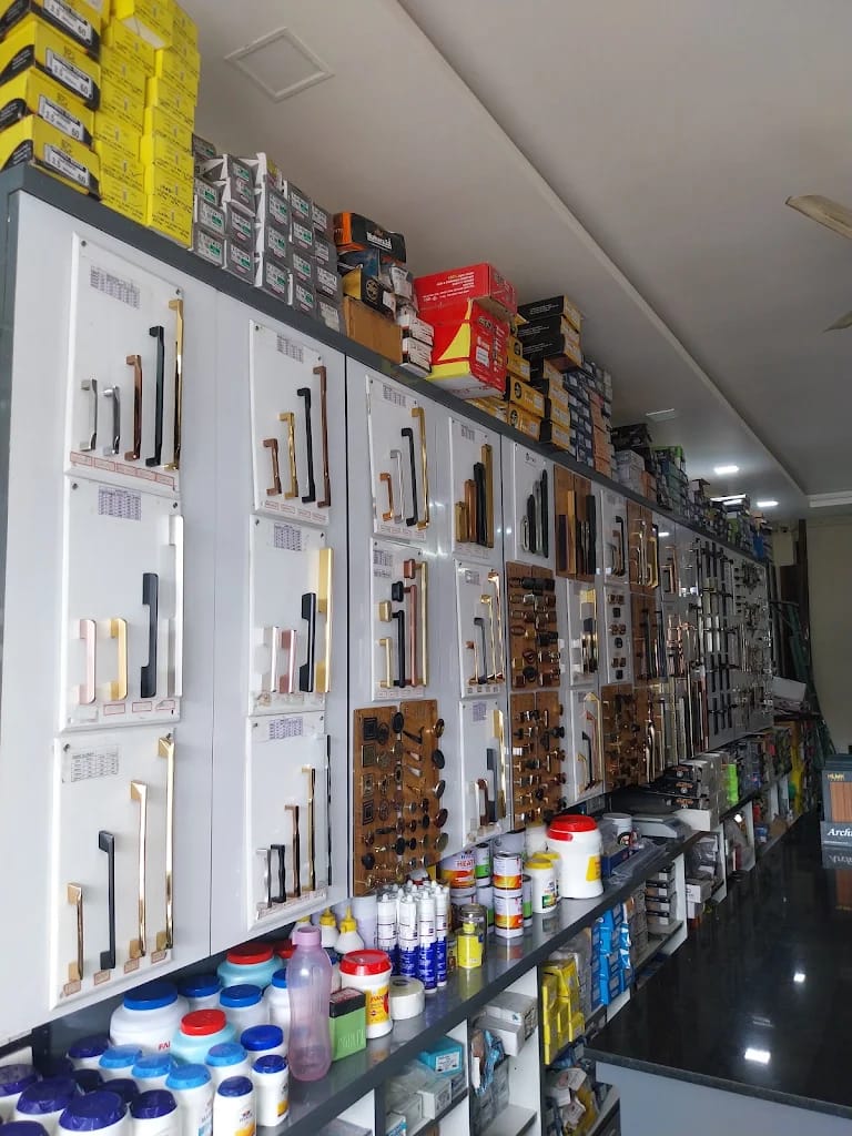 Furniture Hardware & Fittings